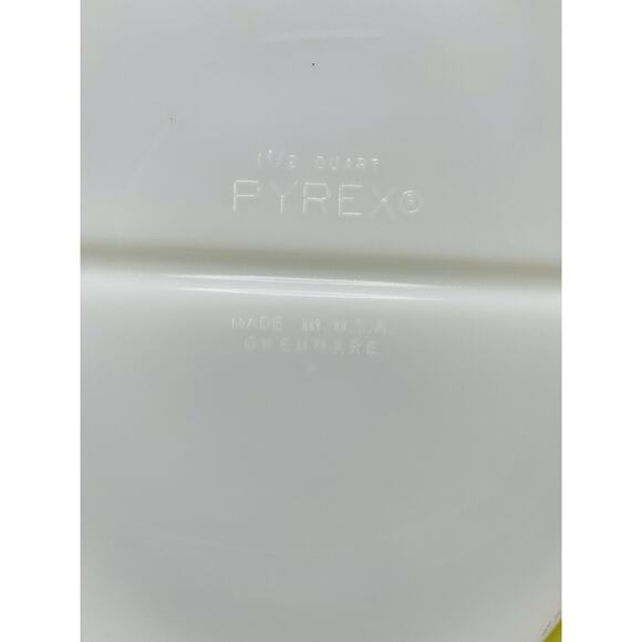 Vintage Pyrex Verde Green Olive Divided Split Casserole Dish with Lid 1.5 Qt - Picture 6 of 10